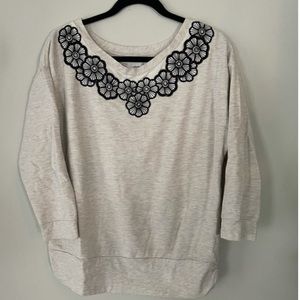 Anthropologie Saturday Sunday crew neck sweater, with knitted flowers